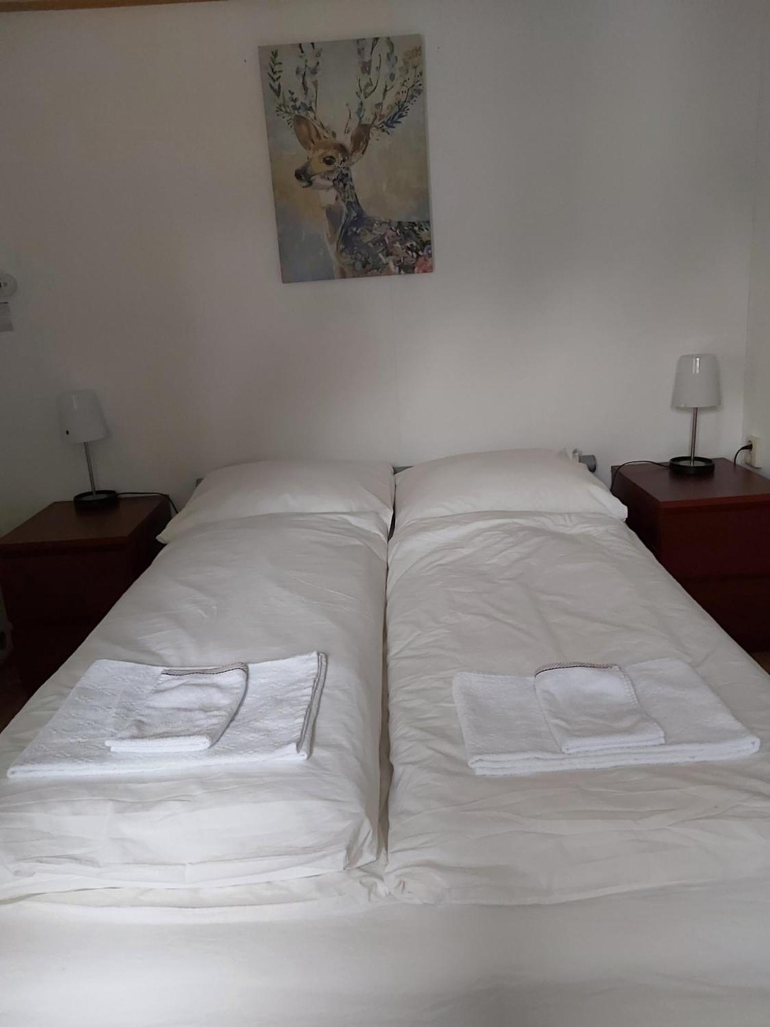 Comfortabel En Gezellig Familie Chalet Tot 6 Personen Op De Veluwe Bungalowpark De Kern Putten Exteriér fotografie